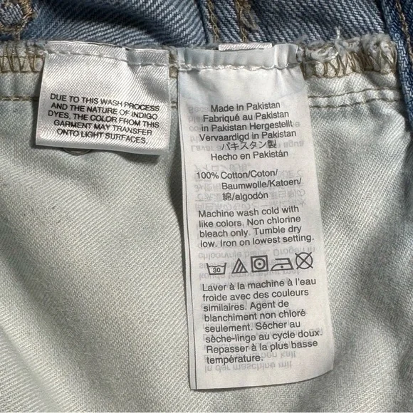 MADEWELL The MOMJEAN in Gilford Wash Ripped Edition High Rise size 30 - Picture 9 of 11